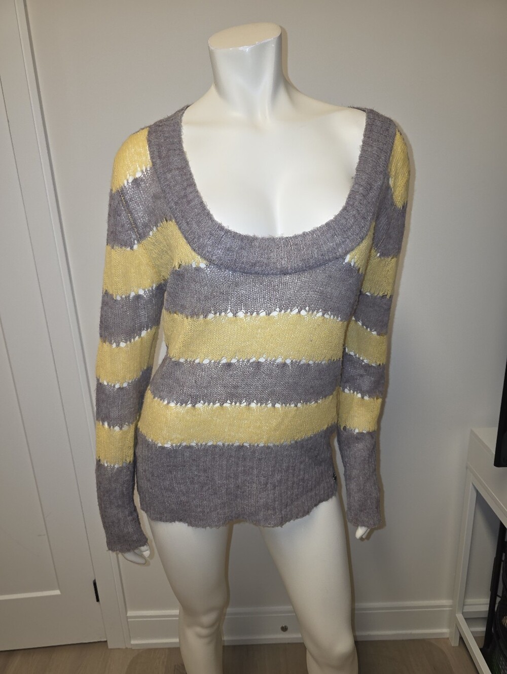 Castro Trend Striped Scoop Neck Sweater in Gray and Yellow Open Stitch